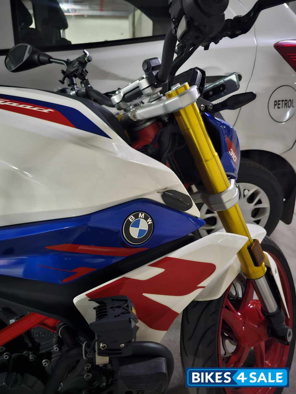 Polar White (paid Extra For Wh BMW G 310 R
