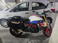 Polar White (paid Extra For Wh BMW G 310 R