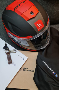 Polar White (paid Extra For Wh BMW G 310 R