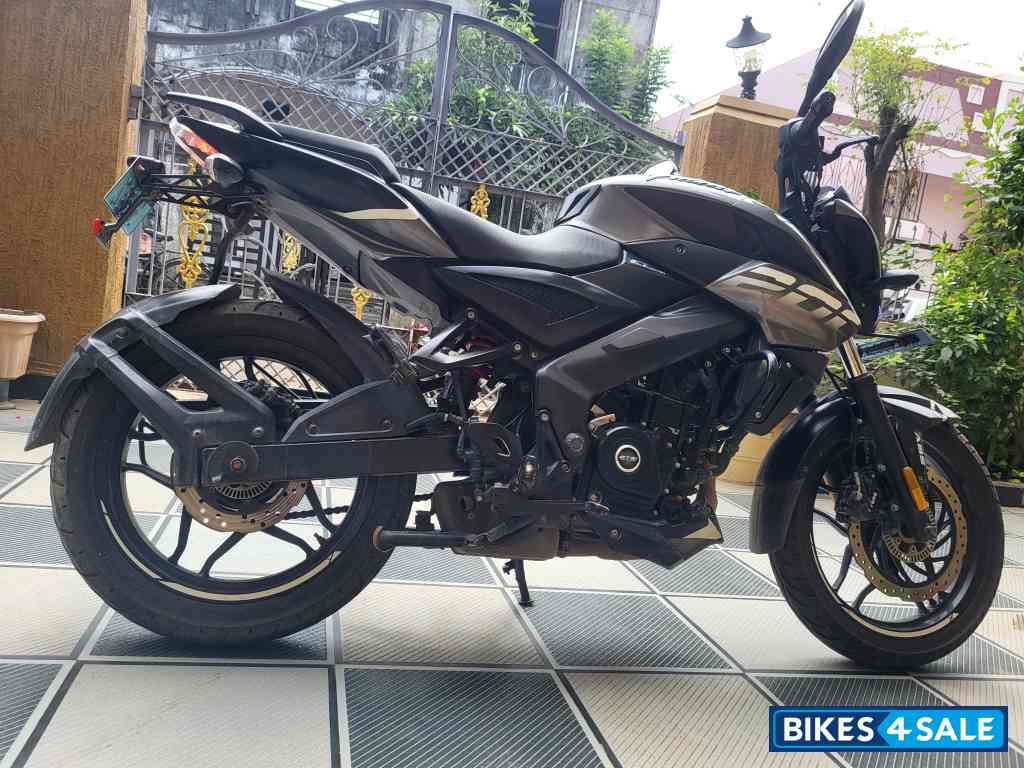 Bajaj Pulsar NS 200 BS6