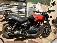 Royal Enfield Hunter 350 Retro