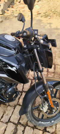 Black TVS Raider Split Seat