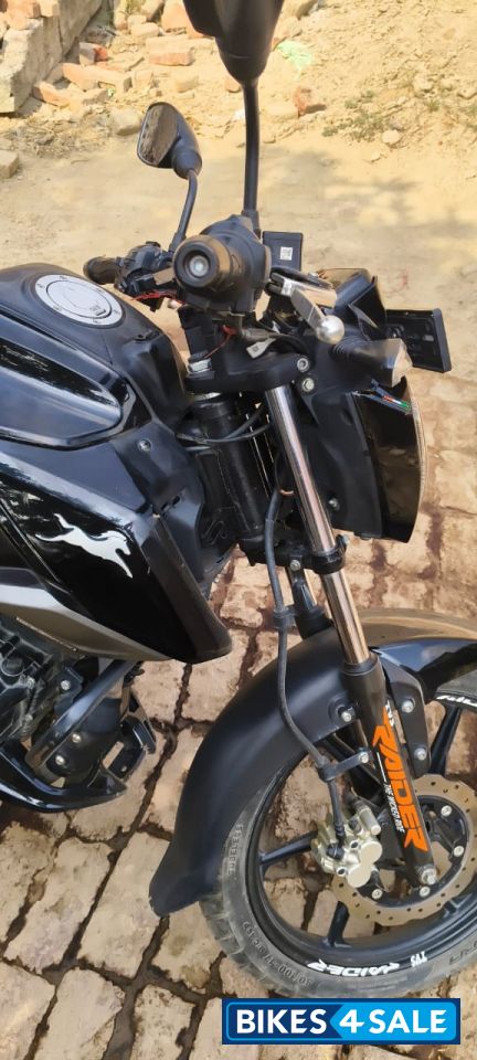 Black TVS Raider Split Seat