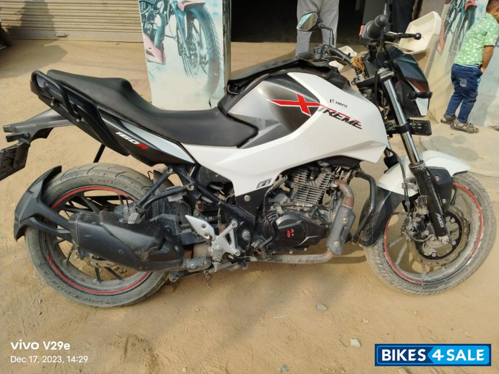 Hero Xtreme 160R BS6
