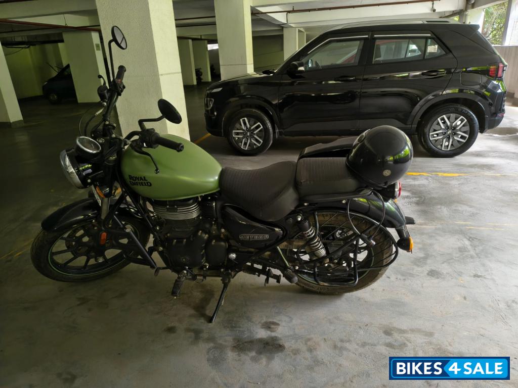 Royal Enfield Meteor 350 Fireball