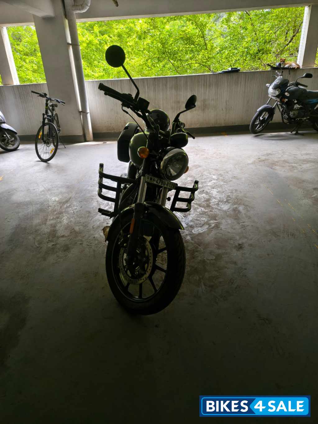 Royal Enfield Meteor 350 Fireball