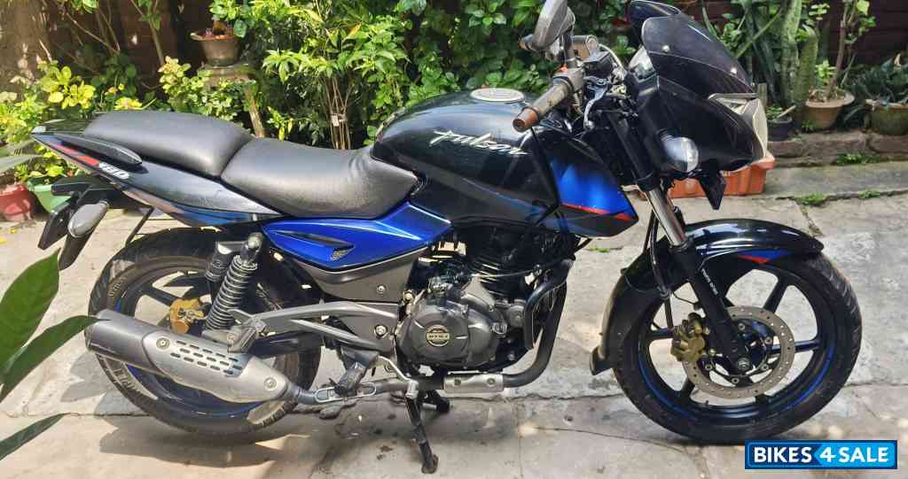 Ebony Black Blue Dkl Bajaj Pulsar 150 Twin Disc Ebony Black Blue Dkl Bajaj Pulsar 150 Twin Disc