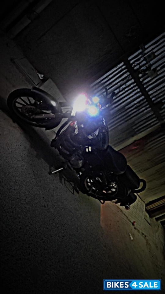 Black Royal Enfield Classic 350