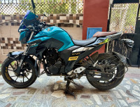 Cyan Blue Yamaha FZ25