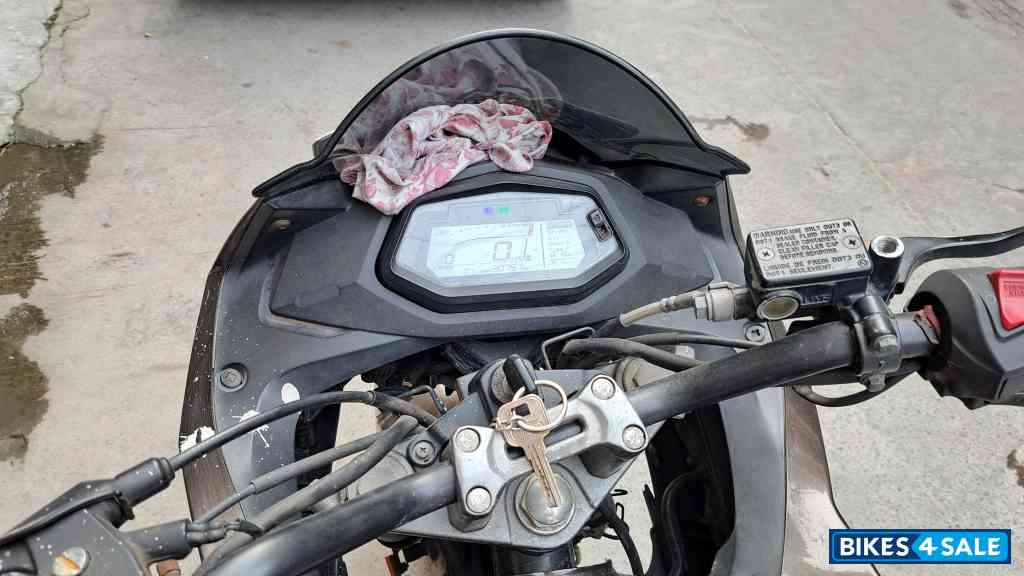 Dark Brown Hero Xtreme 200S