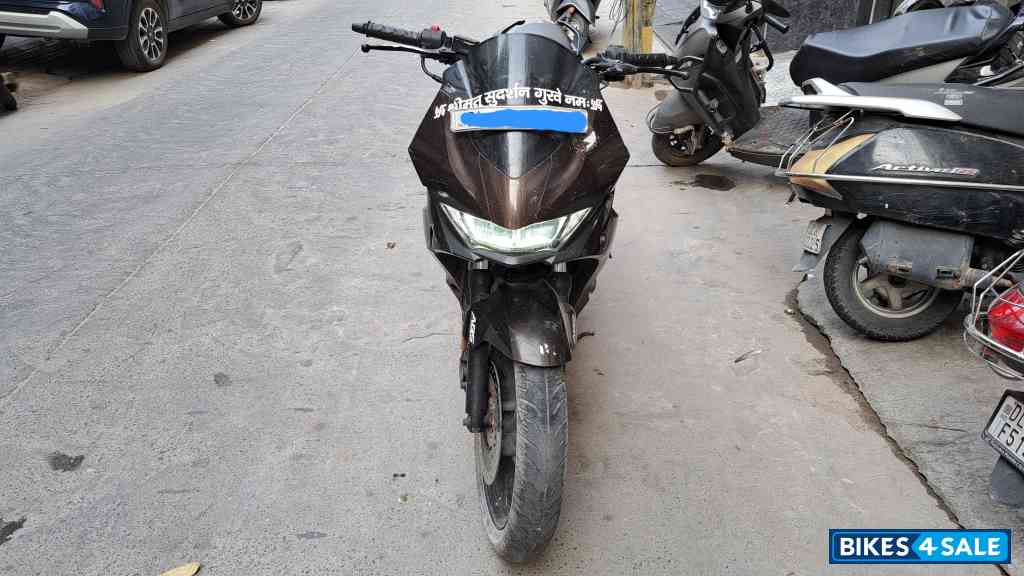 Dark Brown Hero Xtreme 200S