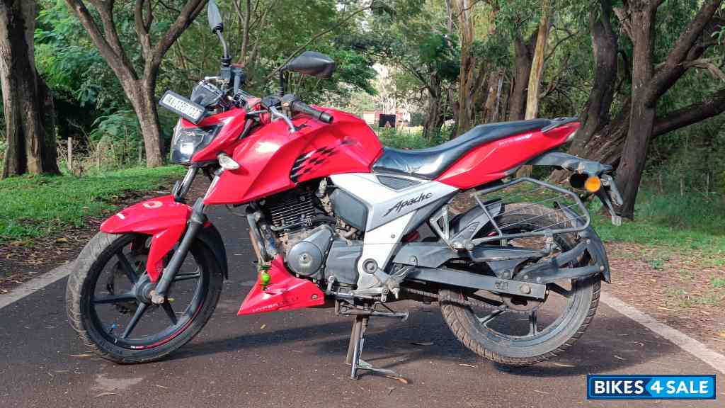 TVS Apache RTR 160 4V
