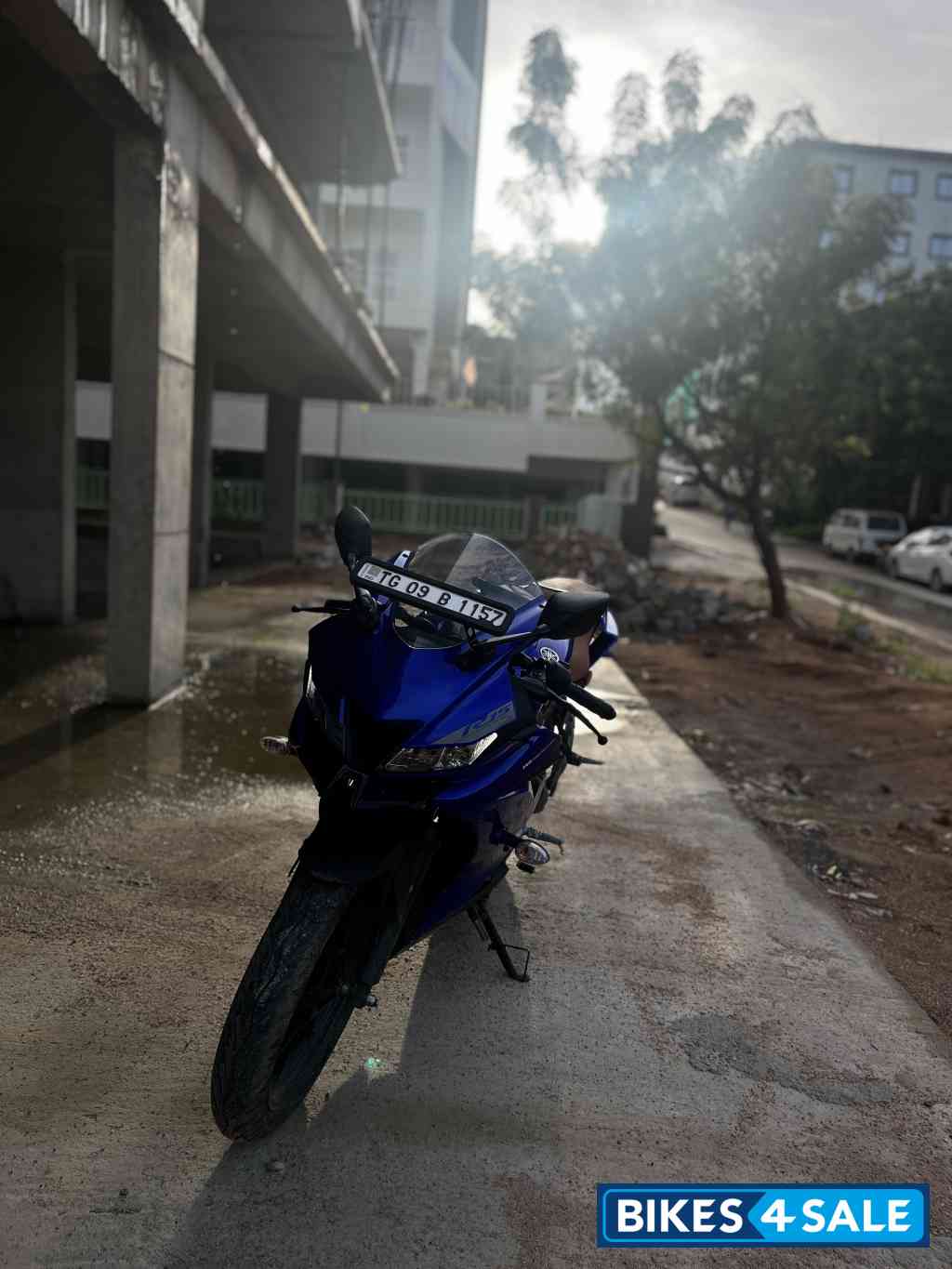 Yamaha YZF R1S