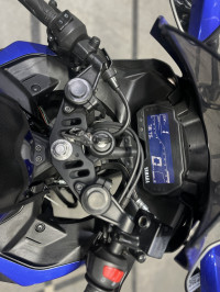 Yamaha YZF R1S