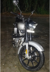 Royal Enfield Classic Gunmetal Grey 2021 Model