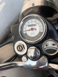 Royal Enfield Classic Gunmetal Grey