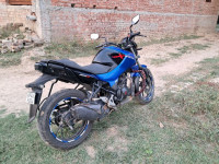 Blue And Black Hero Xtreme 160R BS6