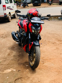 Bajaj Dominar 400