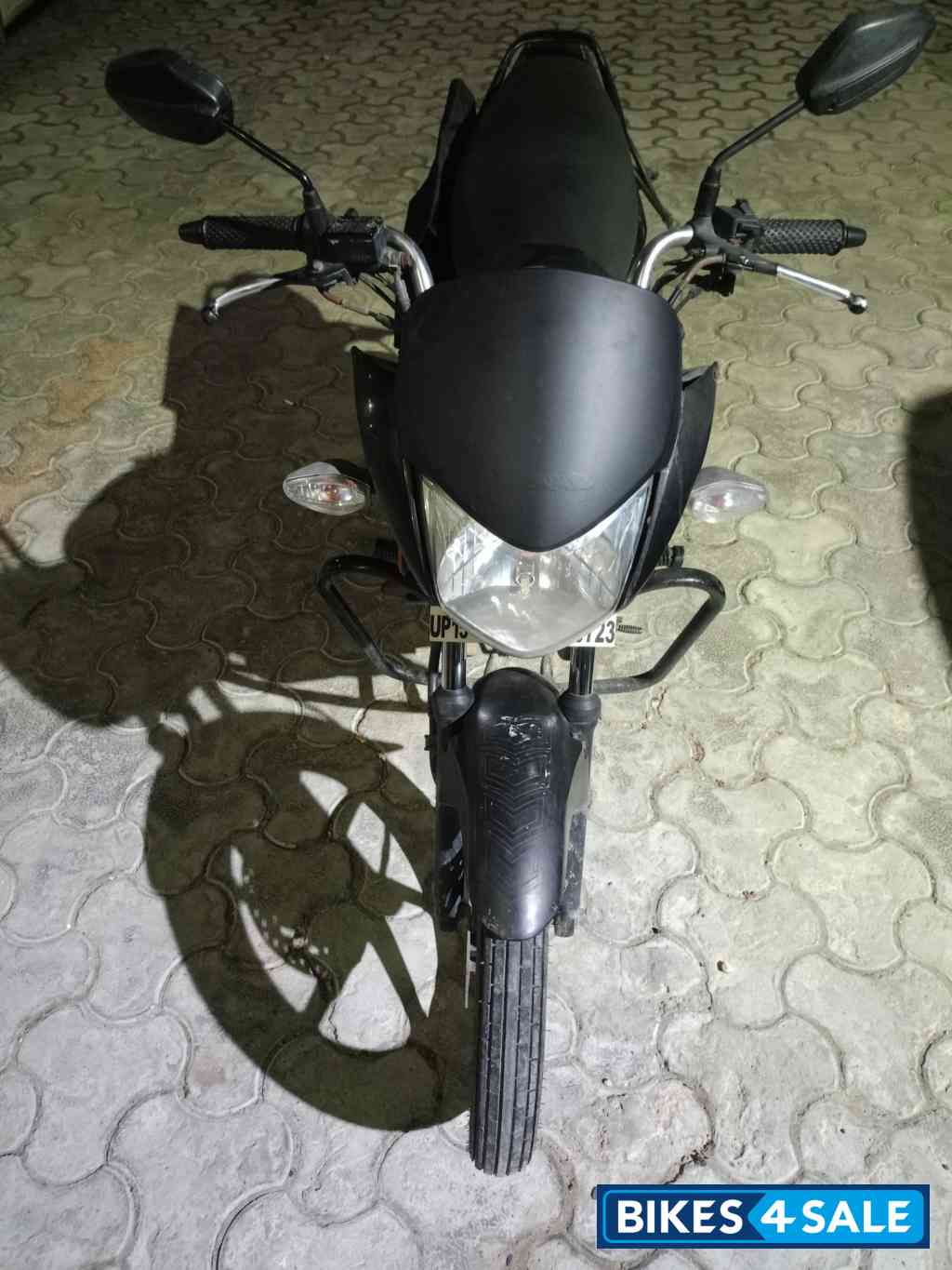 Black Honda Shine 125