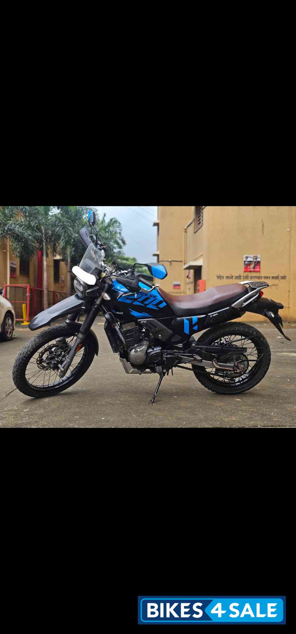 Blue Hero Xpulse 200 4V 2023 Edition