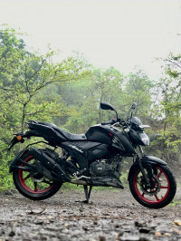 Black Mat TVS Apache RTR 160 4V BS6