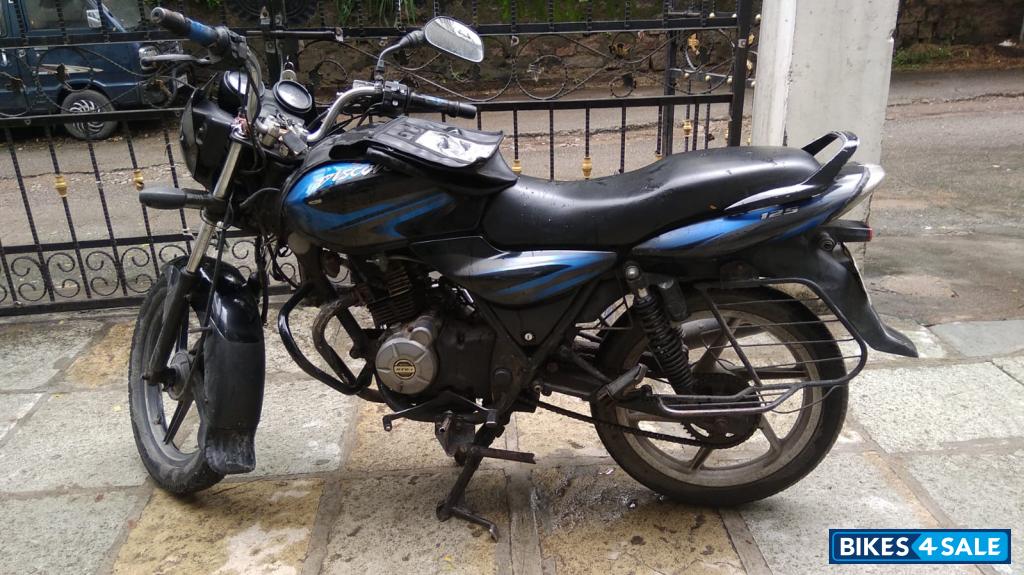 Bajaj Discover 125