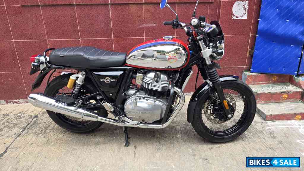 Royal Enfield Interceptor 650 Twin