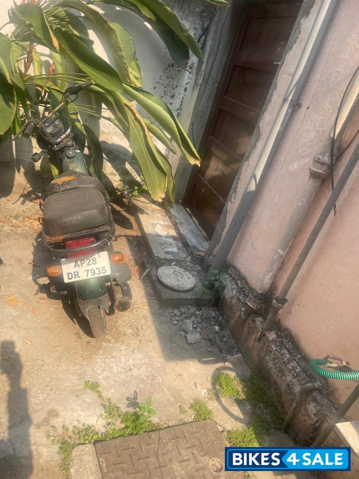 TVS XL Super Heavy Duty