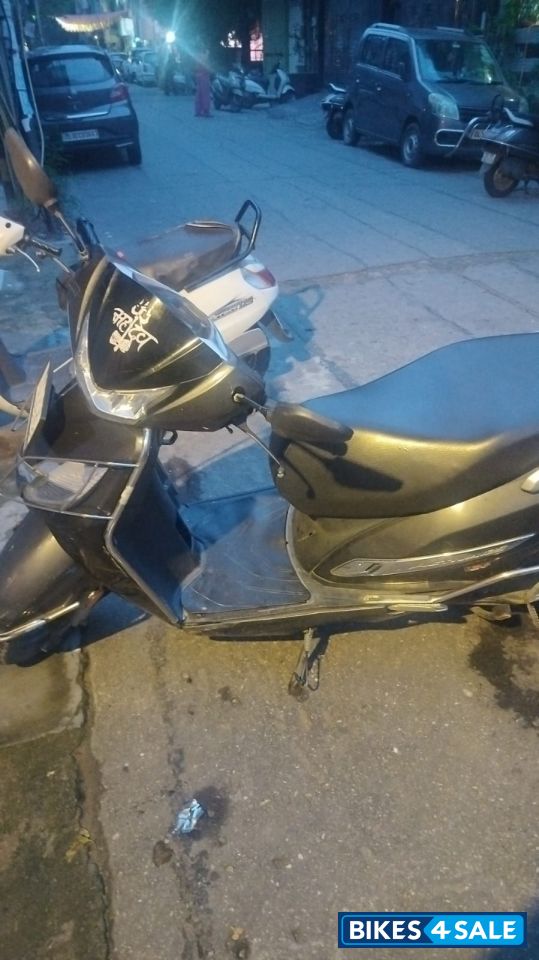 Grey Honda Activa 125 BS6