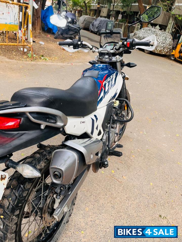 Metallic Nexus Blue Hero Xpulse 200 4V