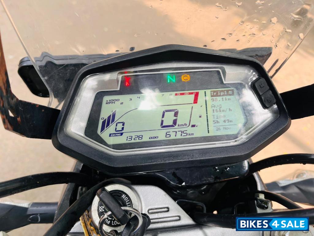 Metallic Nexus Blue Hero Xpulse 200 4V