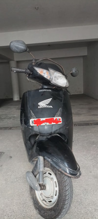 Black Honda Activa