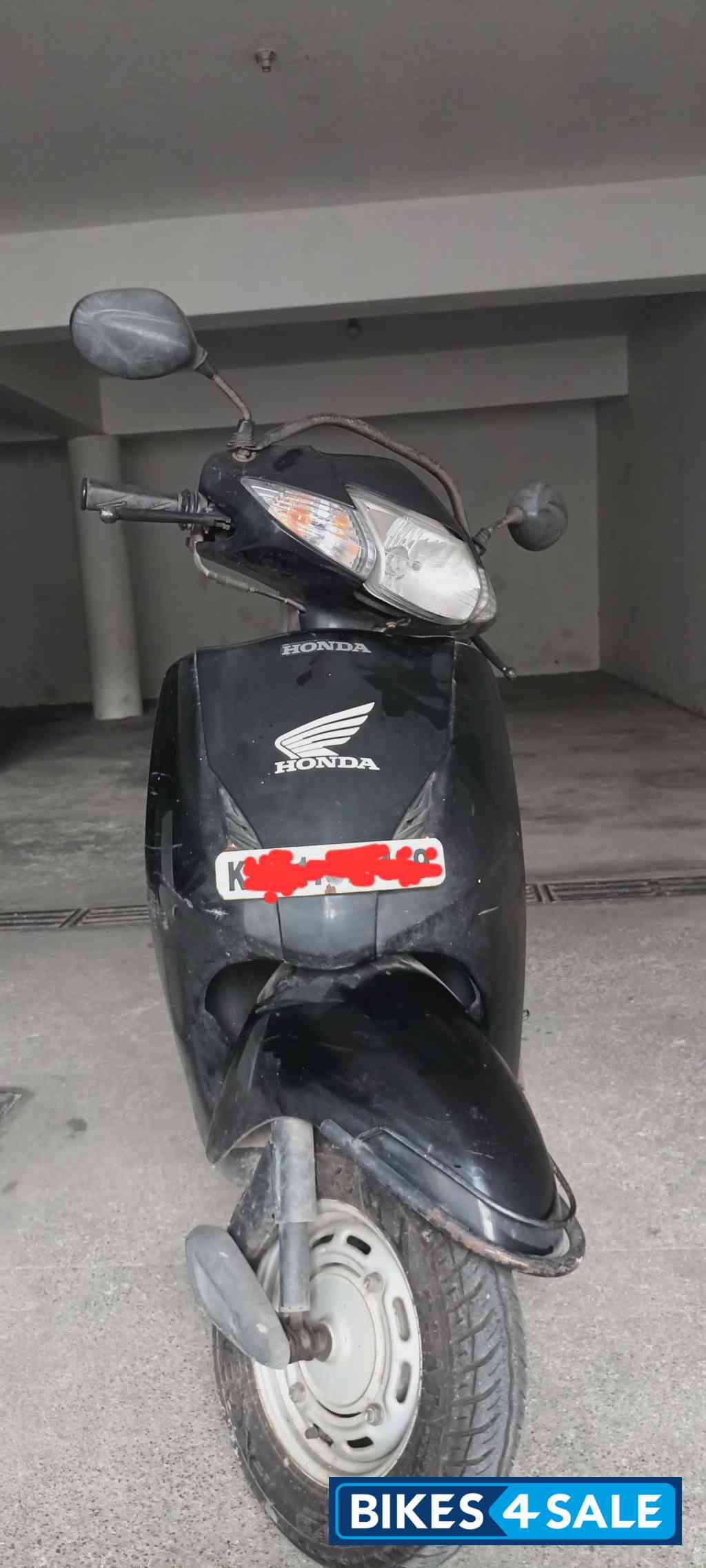 Black Honda Activa