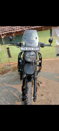 Mambo Black Yezdi Adventure Matte