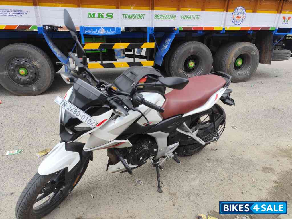 Bajaj Pulsar N150