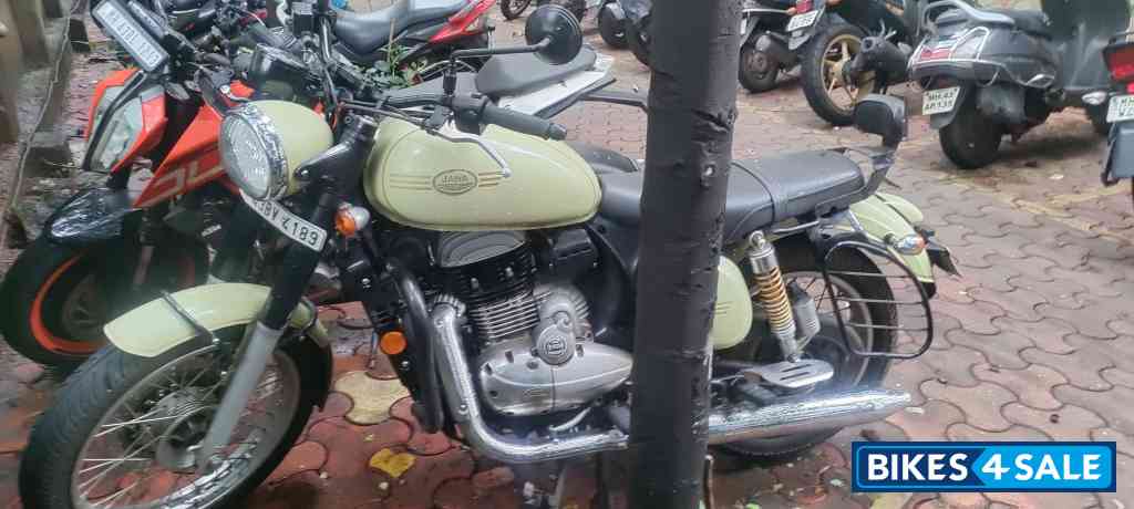 Jawa forty two BS6