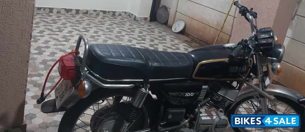Yamaha RX 100