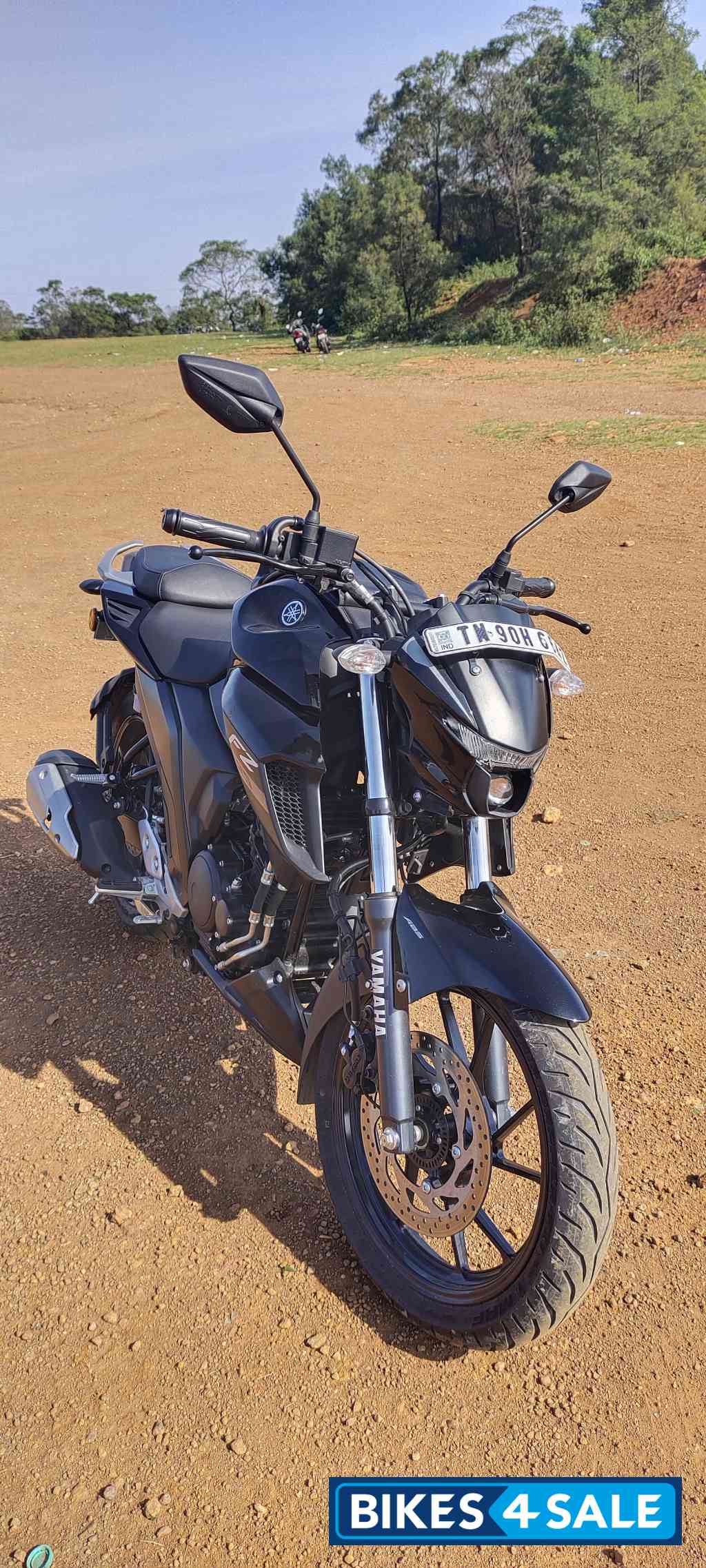 Black Yamaha FZ 25 BS6