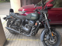 Yezdi Roadster Dark 2021 Model