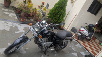 Bajaj Avenger 220 DTS-i