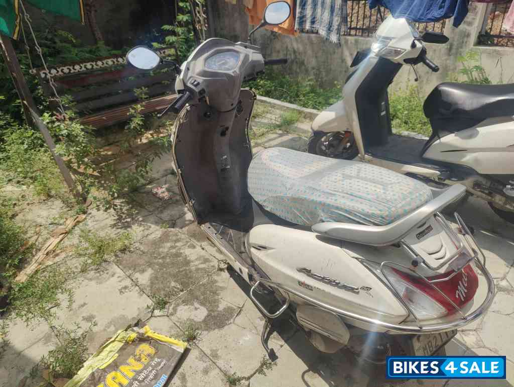 White Honda Activa 5G White Honda Activa 5G