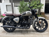 Dark Gunmetal Grey Royal Enfield Classic 350 BS VI