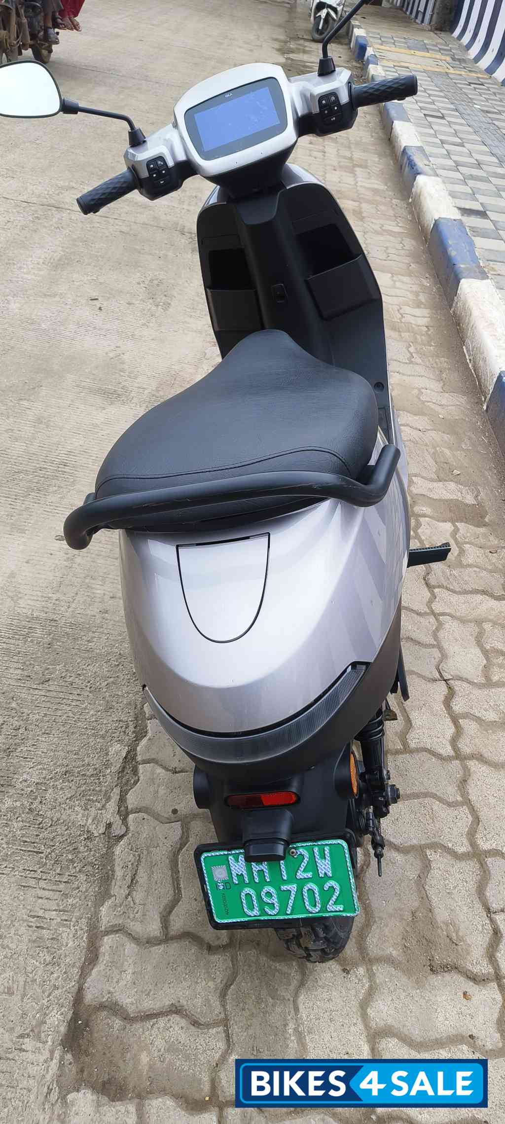 Silver Ola S1 Air 3kWh