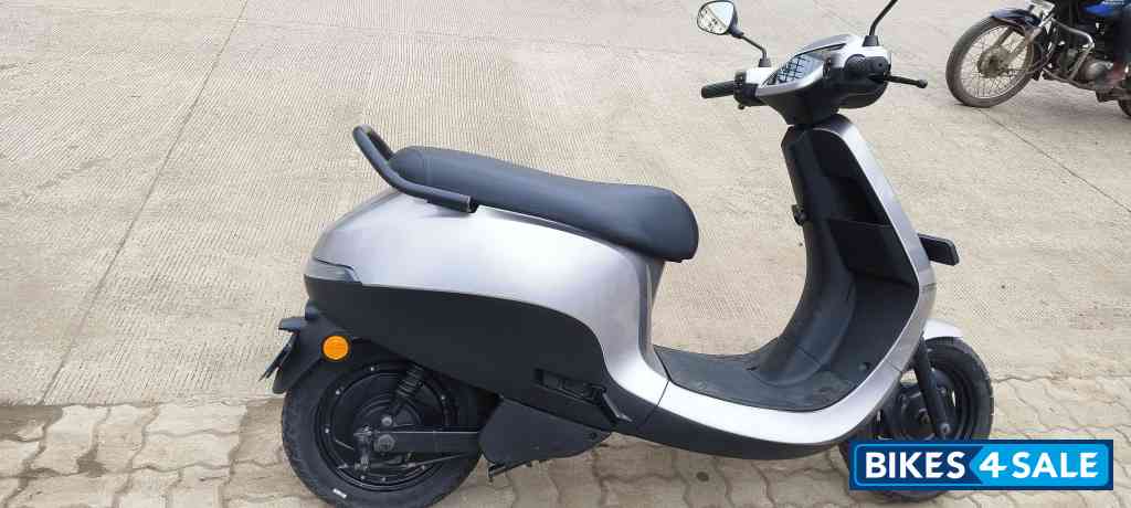 Silver Ola S1 Air 3kWh