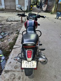 Bajaj V15