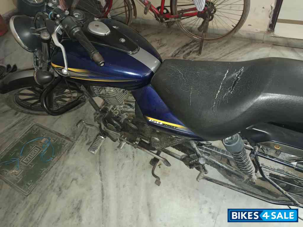 Bajaj Avenger Street 150