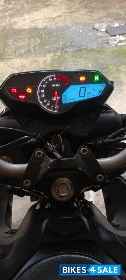 Te Bajaj Pulsar N250