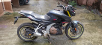 Te Bajaj Pulsar N250