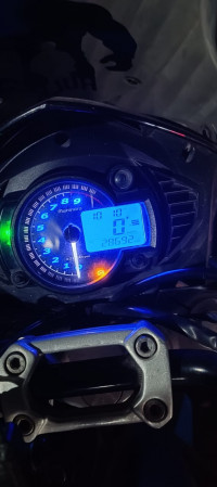 Mahindra Mojo 300 ABS BS6