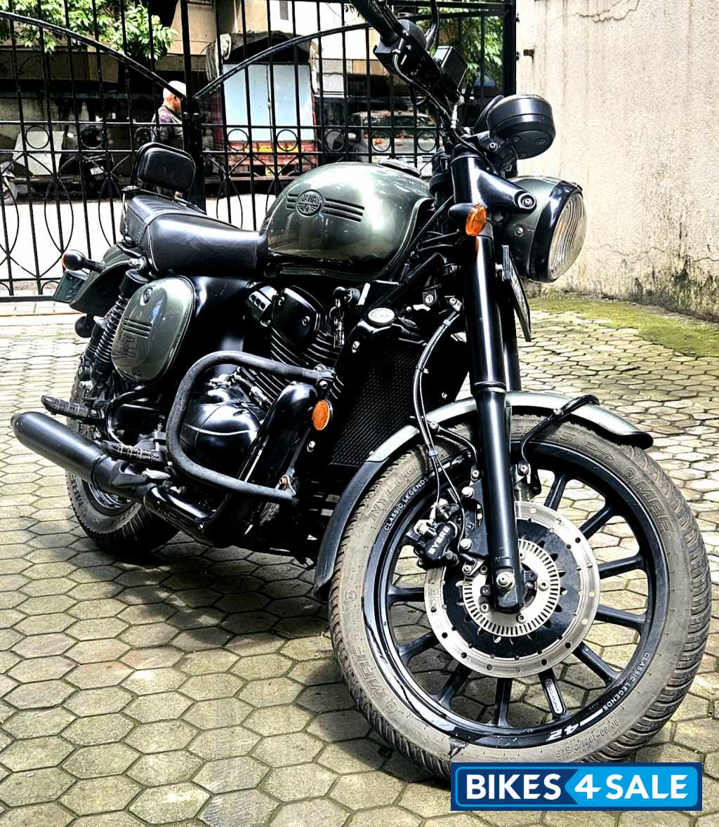 Cosmic Carbon Jawa 42 Dual Channel ABS Cosmic Carbon